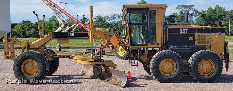 image for item LQ9045 2005 Caterpillar 12H VHP Plus  motor grader