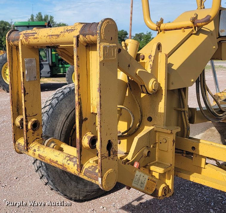 image for item LQ9045 2005 Caterpillar 12H VHP Plus  motor grader