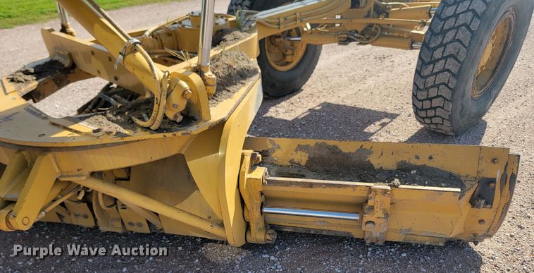 image for item LQ9045 2005 Caterpillar 12H VHP Plus  motor grader