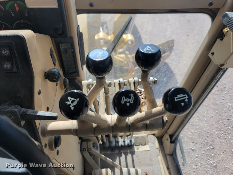 image for item LQ9045 2005 Caterpillar 12H VHP Plus  motor grader