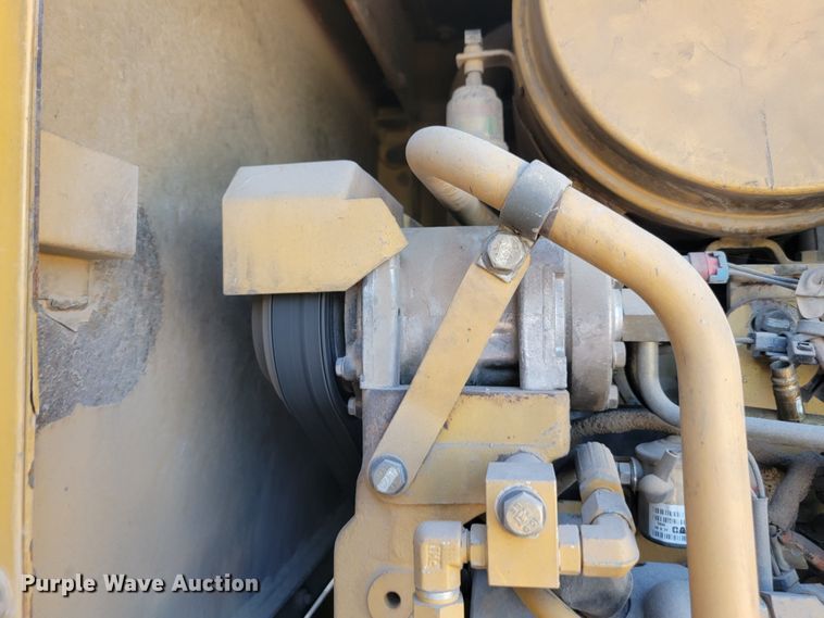 image for item LQ9045 2005 Caterpillar 12H VHP Plus  motor grader