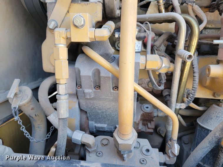 image for item LQ9045 2005 Caterpillar 12H VHP Plus  motor grader