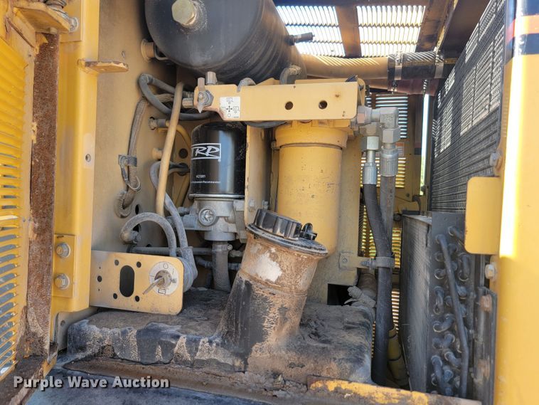 image for item LQ9045 2005 Caterpillar 12H VHP Plus  motor grader