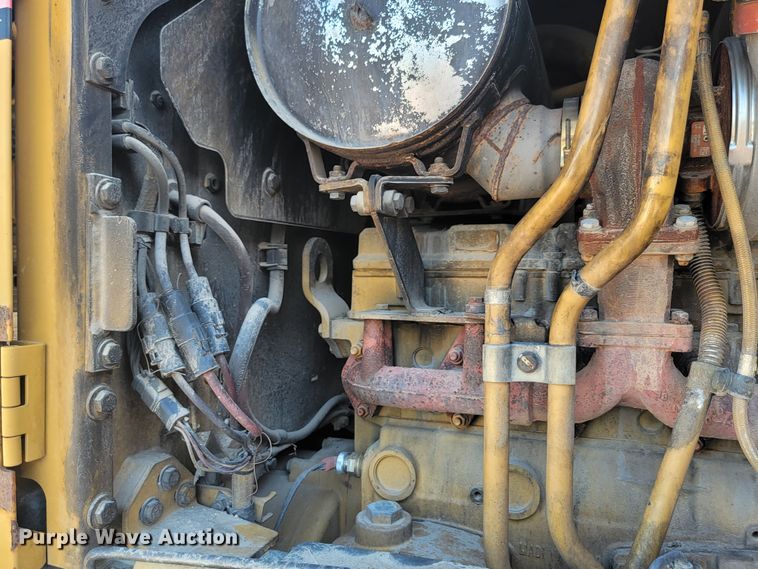 image for item LQ9045 2005 Caterpillar 12H VHP Plus  motor grader