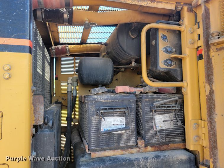 image for item LQ9045 2005 Caterpillar 12H VHP Plus  motor grader