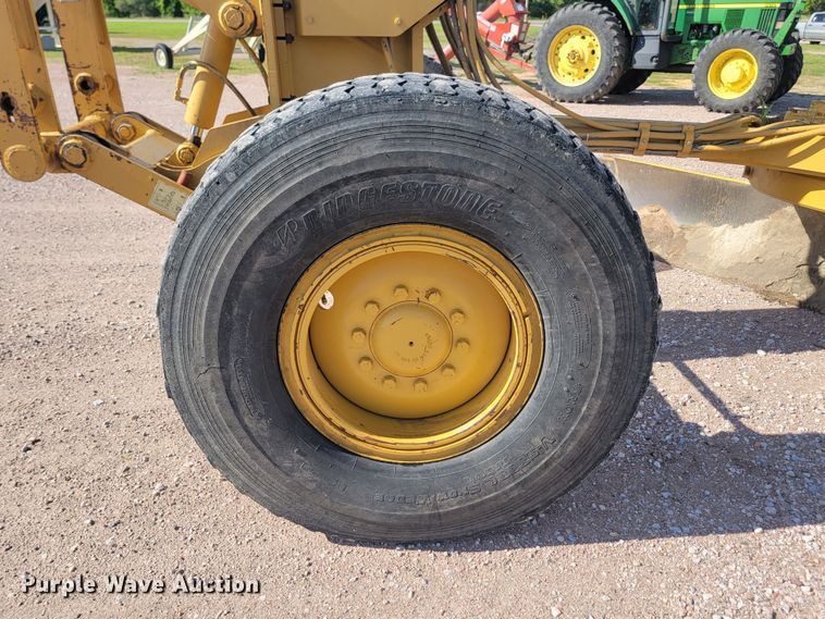 image for item LQ9045 2005 Caterpillar 12H VHP Plus  motor grader