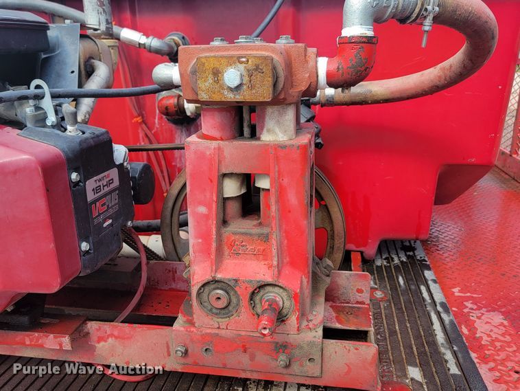 image for item LQ9046 1985 Chevrolet D30  brush fire truck