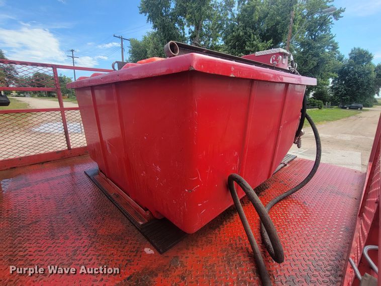 image for item LQ9046 1985 Chevrolet D30  brush fire truck