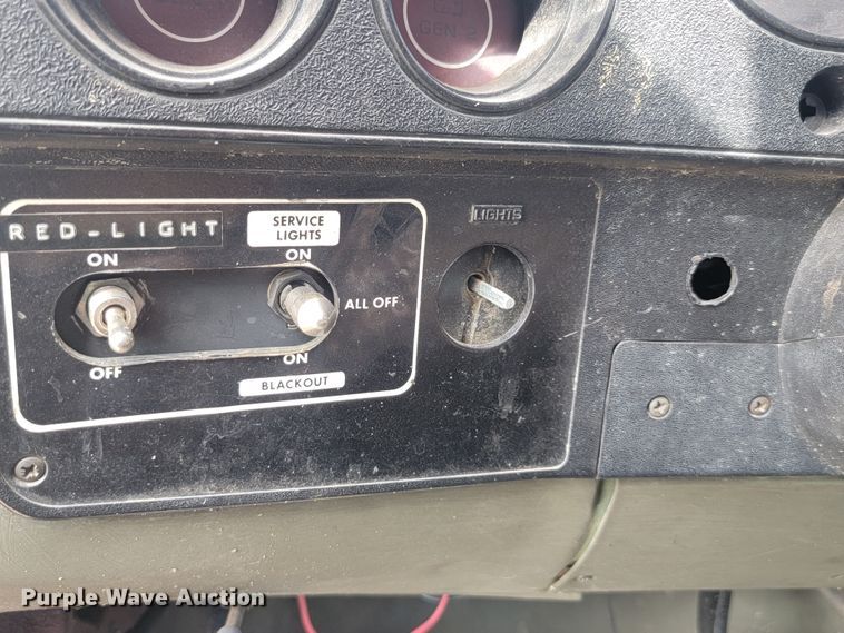 image for item LQ9046 1985 Chevrolet D30  brush fire truck