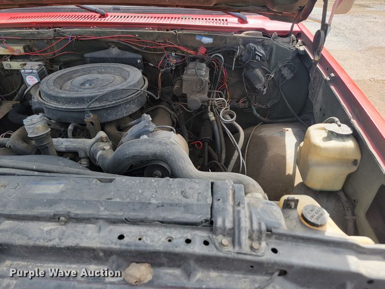 image for item LQ9046 1985 Chevrolet D30  brush fire truck