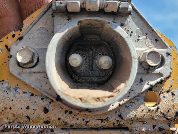 image for item LQ9047 2006 Load King 2066D-37-2  bottom dump trailer