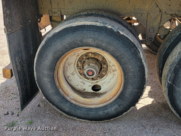 image for item LQ9047 2006 Load King 2066D-37-2  bottom dump trailer