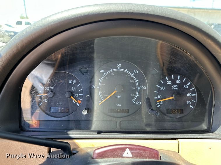 image for item LR9682 1999 Mercedes Benz ML320  SUV