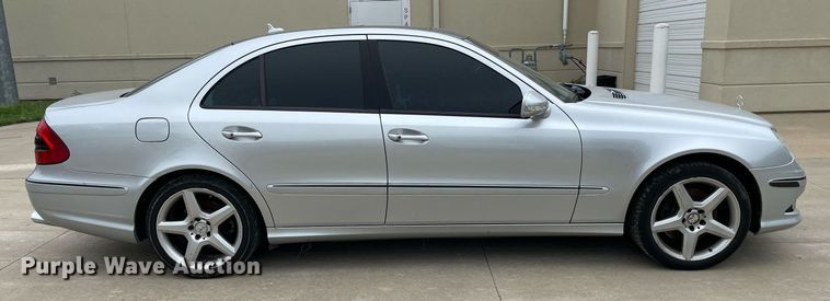 image for item LS9466 2009 Mercedes Benz E 350 4Matic