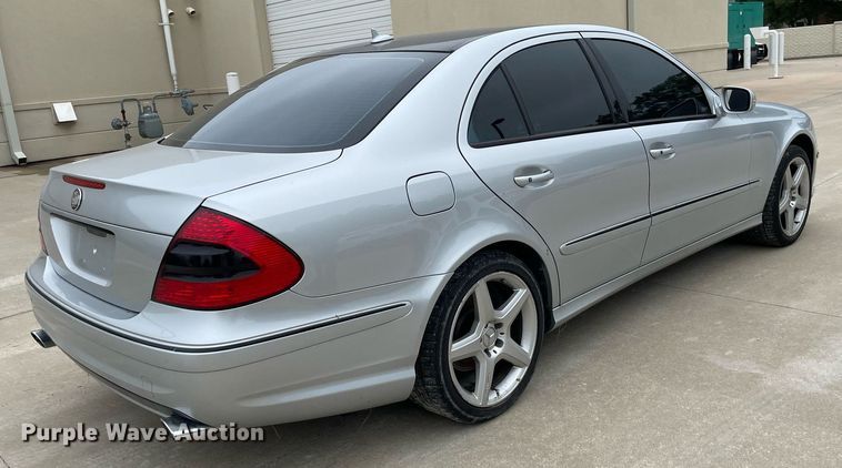 image for item LS9466 2009 Mercedes Benz E 350 4Matic