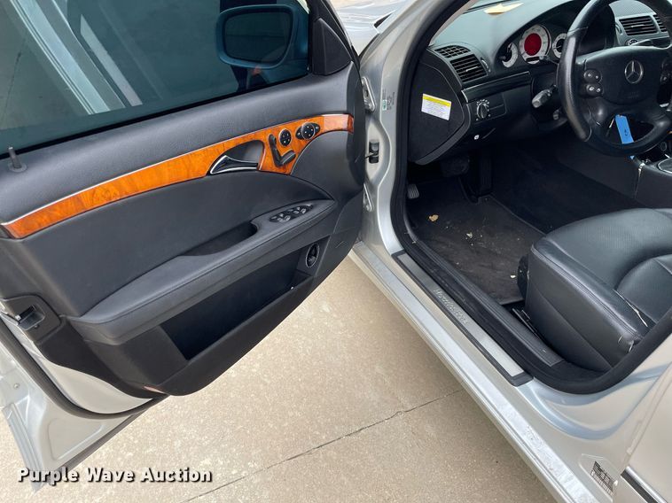 image for item LS9466 2009 Mercedes Benz E 350 4Matic