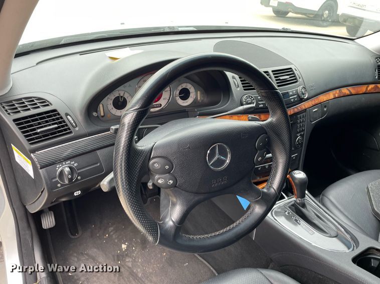 image for item LS9466 2009 Mercedes Benz E 350 4Matic
