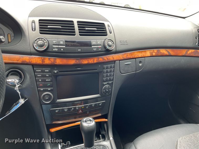 image for item LS9466 2009 Mercedes Benz E 350 4Matic