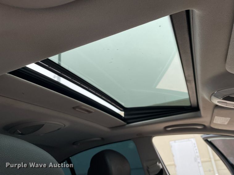 image for item LS9466 2009 Mercedes Benz E 350 4Matic