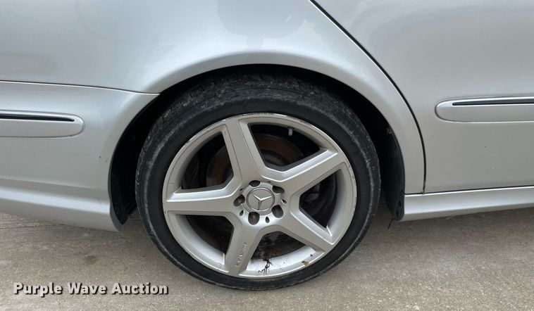 image for item LS9466 2009 Mercedes Benz E 350 4Matic