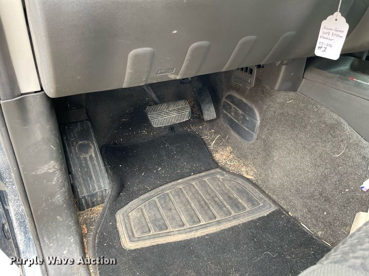 image for item LS9467 2018 Nissan Frontier SV  King Cab pickup truck