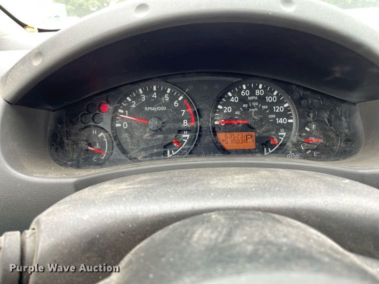 image for item LS9467 2018 Nissan Frontier SV  King Cab pickup truck