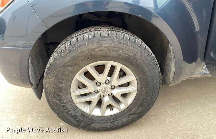 image for item LS9467 2018 Nissan Frontier SV  King Cab pickup truck