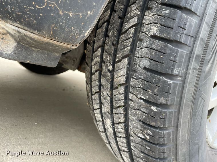 image for item LS9467 2018 Nissan Frontier SV  King Cab pickup truck