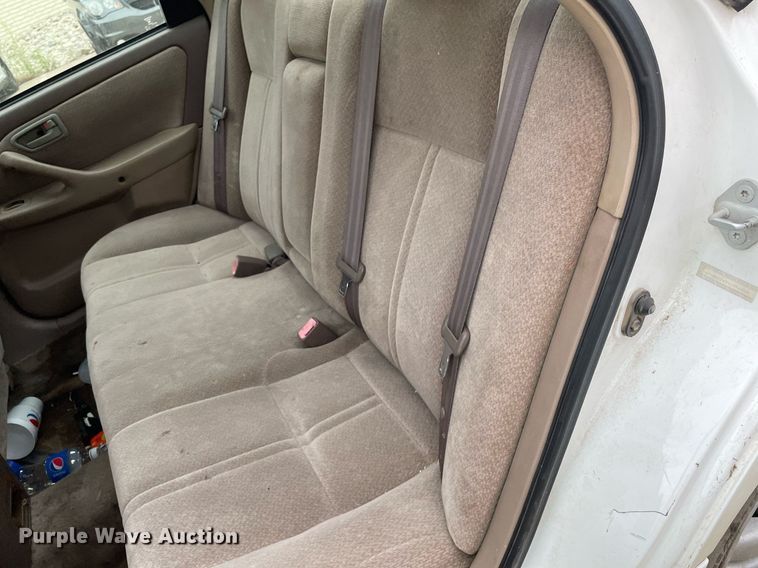 image for item LS9468 2000 Toyota Camry LE