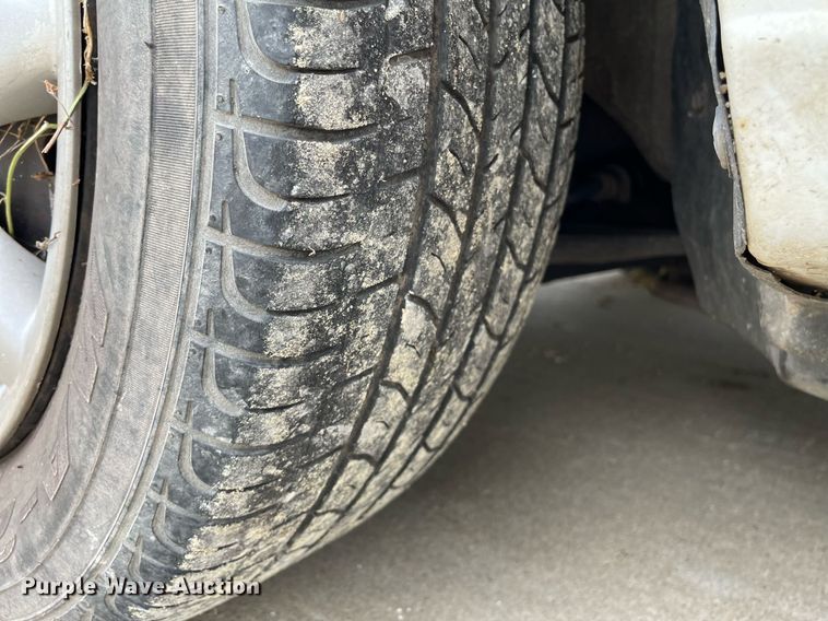 image for item LS9468 2000 Toyota Camry LE