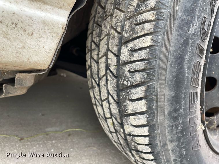 image for item LS9468 2000 Toyota Camry LE