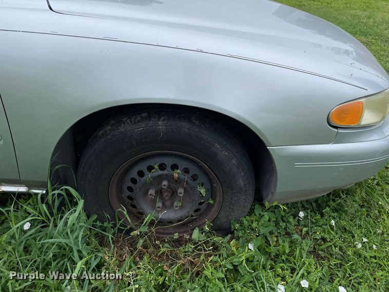 image for item LS9469 2003 Buick Century