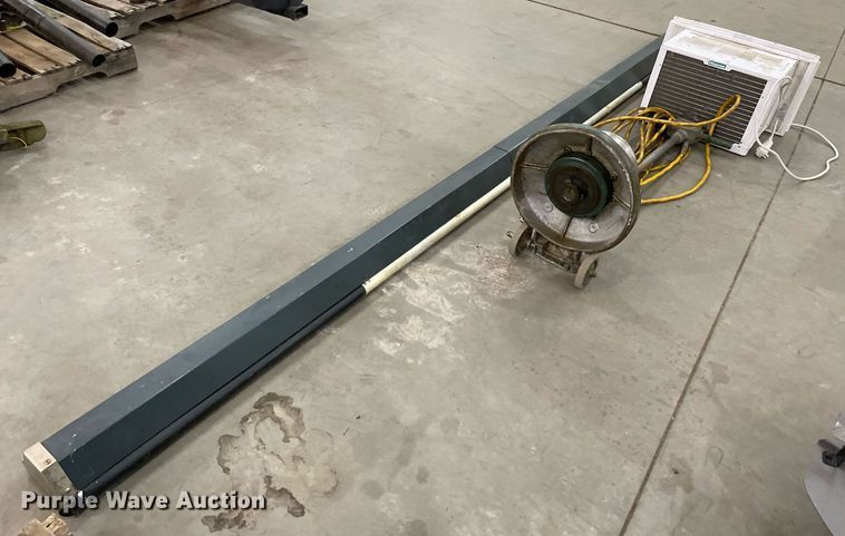 image for item LS9481 Household items