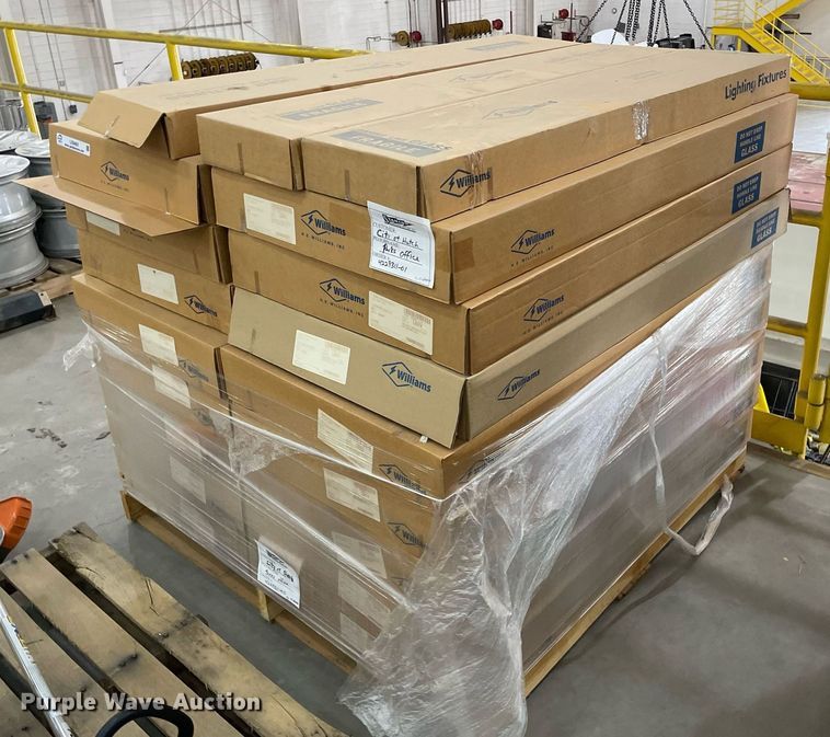 image for item LS9482 (19) Williams light fixtures