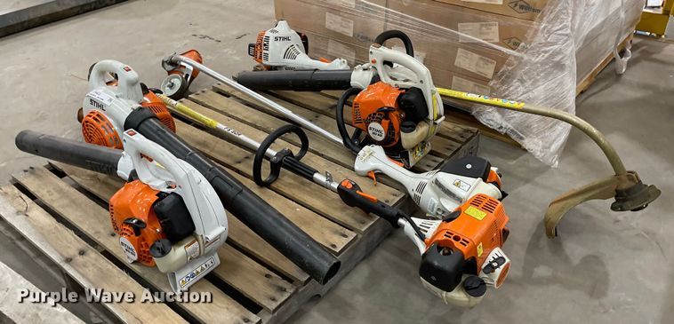 image for item LS9483 Lawn and garden equipment