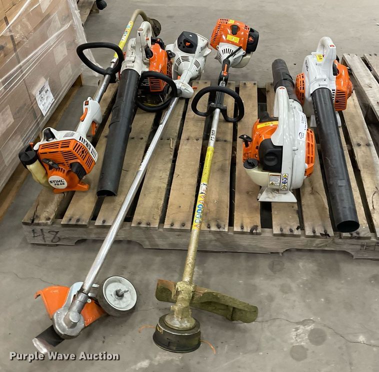 image for item LS9483 Lawn and garden equipment