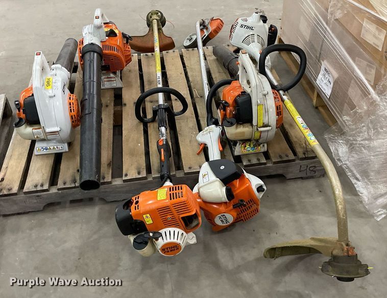 image for item LS9483 Lawn and garden equipment