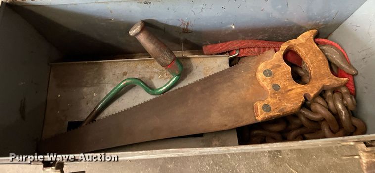 image for item LS9483 Lawn and garden equipment