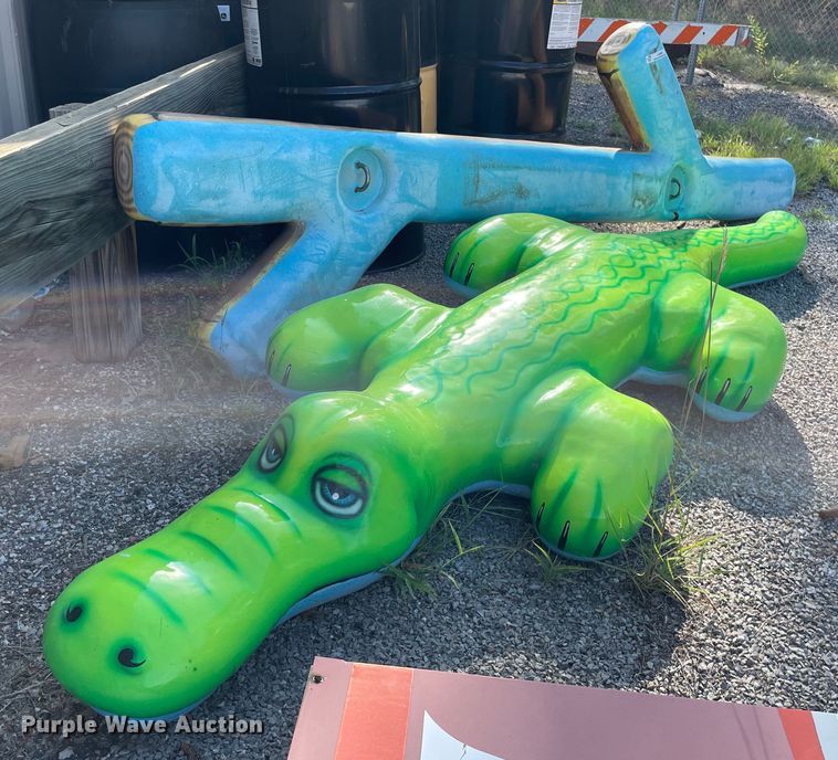 image for item LS9489 (2) pool decorations