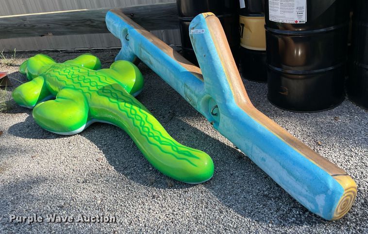 image for item LS9489 (2) pool decorations