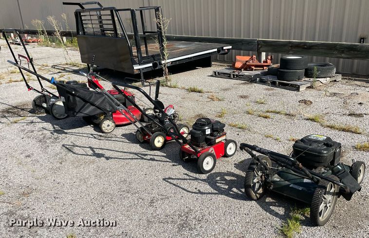 image for item LS9492 Lawn equipment