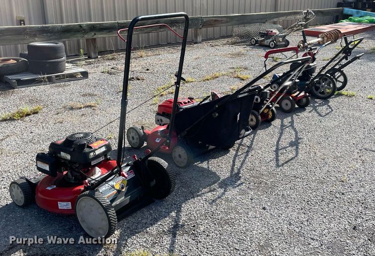 image for item LS9492 Lawn equipment