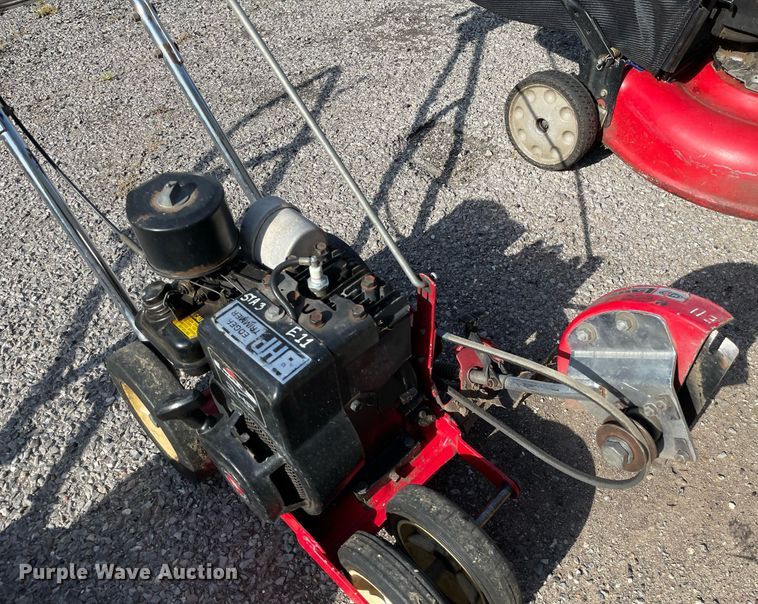 image for item LS9492 Lawn equipment