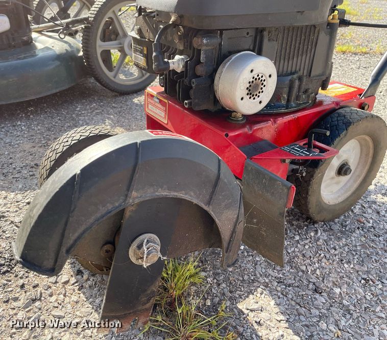 image for item LS9492 Lawn equipment