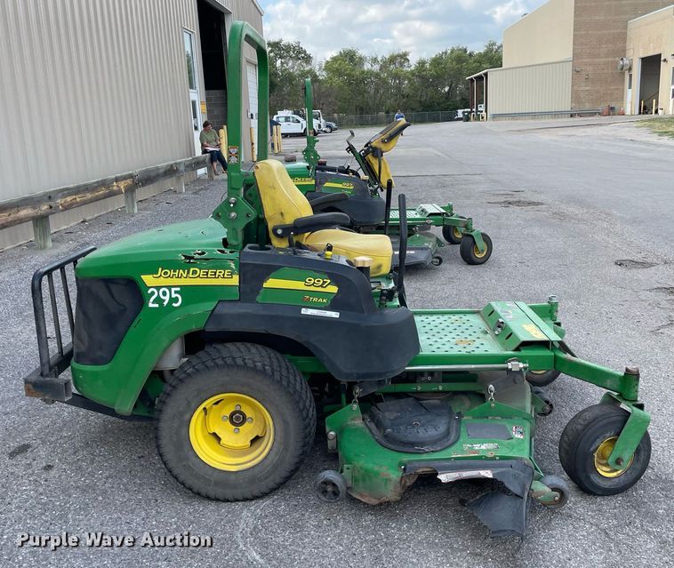 image for item LS9496 John Deere 997 ZTrak  ZTR lawn mower