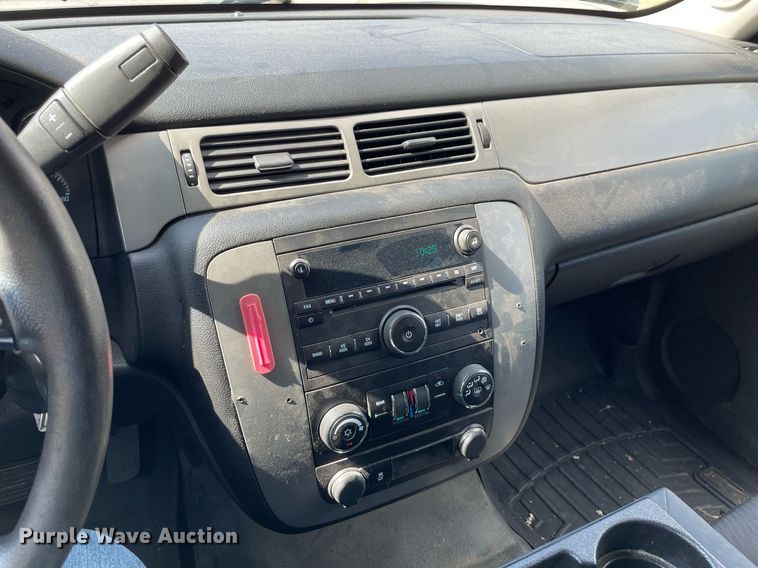 image for item LS9498 2013 Chevrolet Tahoe Police  SUV