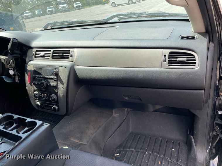 image for item LS9498 2013 Chevrolet Tahoe Police  SUV