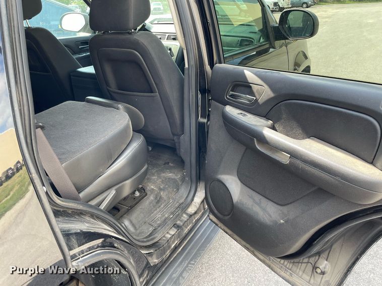 image for item LS9498 2013 Chevrolet Tahoe Police  SUV