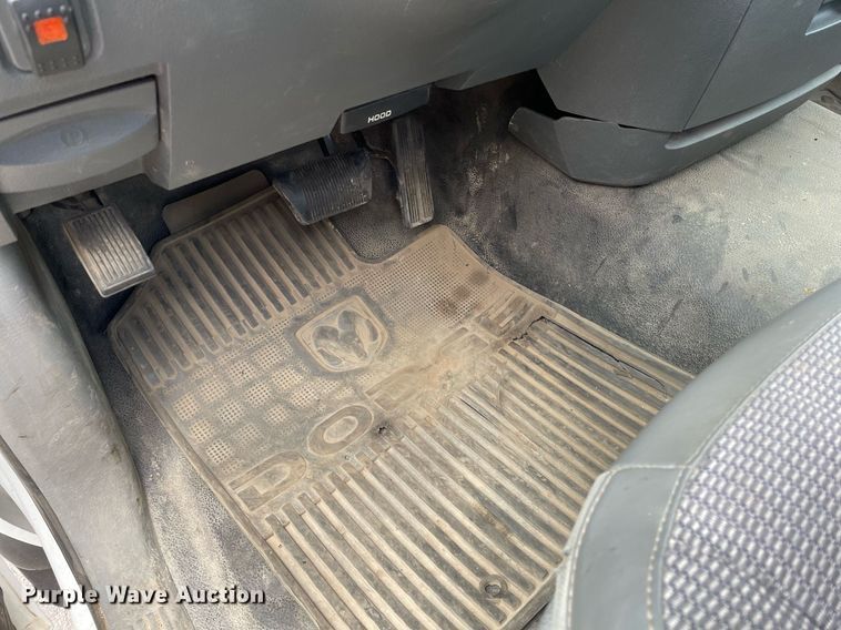 image for item LS9499 2007 Dodge Ram 1500  Quad Cab pickup truck