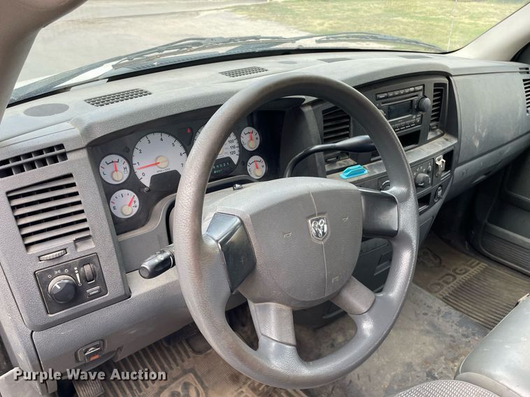 image for item LS9499 2007 Dodge Ram 1500  Quad Cab pickup truck